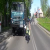 16-letnia dziewczyna została ranna po tym, jak na przejściu dla pieszych potrącił ją samochód.