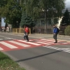W Ostródzie pojawiły się nowe przejścia dla pieszych. Dzięki inteligentnemu systemowi pieszy podchodzący do pasów będzie dobrze widoczny, a sygnały świetlne uprzedzą kierowcę o jego obecności.