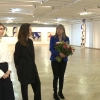 Karolina Bielawska to artystka wizualna, która w swoich pracach wykorzystuje malarstwo i rzeźbę. Jej najnowsze prace można zobaczyć w Galerii BWA w Olsztynie na wystawie „Jako w niebie tak i na ziemi”.