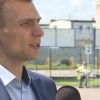 Przepisy to jedno – ale na drodze warto też kierować się zwykłą uprzejmością. Dzięki temu jazda będzie i mniej stresująca, i bezpieczniejsza.