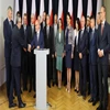 Minister infrastruktury podpisał z wojewodami z całej Polski porozumienia dotyczące Funduszu Rozwoju Połączeń Autobusowych.