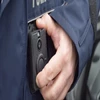 Elbląscy policjanci zaczęli testy kamer przymocowywanych do mundurów.