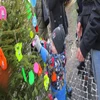 Policjanci z Warmii i Mazur przygotowali przed Świętami specjalne choinki – i namawiają do ich rozbierania.