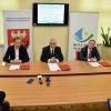 Marszałek województwa warmińsko-mazurskiego podpisał umowę na sporządzenie dokumentacji linii kolejowej z Czerwonki do Orzysza.