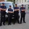 Policjanci pomogli mężczyźnie, który znajdował się w sytuacji zagrożenia życia. Okazało się, że mężczyzna został użądlony przez pszczoły, na których jad był uczulony.