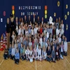 „Lekcje z odblaskami” to cykl działań edukacyjnych prowadzonych w szkołach przez policję przy wsparciu firmy Michelin.