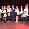 88 młodych mieszkańców powiatu olsztyńskiego otrzymało stypendia.