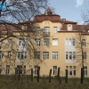 Sezon letni zbliża się wielkimi krokami, wraz z dłuższym dniem pojawia się również coraz więcej owadów. Wśród nich znajdziemy m.in. pszczoły, których jad może wywołać poważne reakcje alergiczne. Pomocą w takich przypadkach służy Samodzielny Publiczny