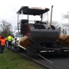 37-letni mężczyzna zmarł podczas prac na drodze nr 51 niedaleko Bezled. Prawdopodobnie poraził go prąd.