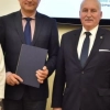 W Urzędzie Marszałkowskim w Olsztynie podpisano umowę na rozbudowę drogi Frombork – Braniewo.