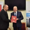 Marszałek województwa warmińsko-mazurskiego podpisał kolejne umowy na wsparcie z Regionalnego Programu Operacyjnego.