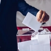 Okręg wyborczy obejmujący województwa warmińsko-mazurskie i podlaskie stracił tym samym jednego europosła.