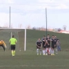 GKS Błękitni Korona Stary Olsztyn Klewki kontra GKS Gietrzwałd–Unieszewo – czyli sportowe zmagania na stadionie piłkarskim w Klewkach w gminie Purda.