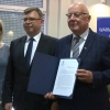 „Za zasługi dla ochrony zdrowia” – to tytuł odznaczenia honorowego Ministra Zdrowia, które w tym roku trafiło do specjalisty chirurgii szczękowej Leszka Dudzińskiego.