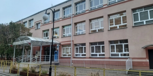 Przed nadchodzącym sezonem jesienno-zimowym w Ełku zakończyły się prace termomodernizacyjne w placówkach edukacyjnych.