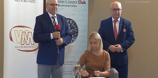 Odpowiadali na trudne pytania zadawane przez lokalnych przedsiębiorców i mieszkańców Olsztyna. Za nami debata prezydencka, zorganizowana przez Warmińsko-Mazurski Klub Biznesu, Olsztyńską Lożę BCC oraz Telewizję Kopernik.