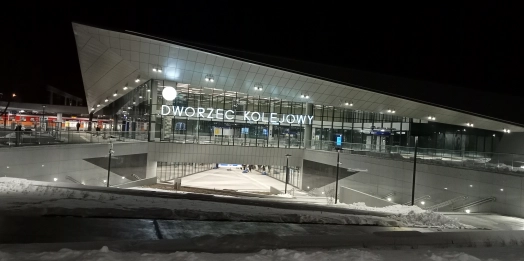 Olsztyn bez dworca! Zbudowany za 87 mln zł budynek nowego dworca Olsztyn Główny, 19 lutego miał zostać otwarty, ale PKP na godzinę przed tym odwołały wydarzenie.