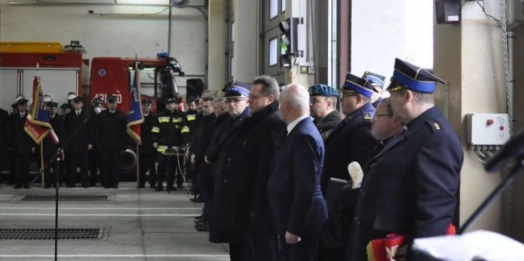 Zakończyła się modernizacja komendy powiatowej Straży Pożarnej w Ełku. Strażacy mają też nowy sprzęt.
