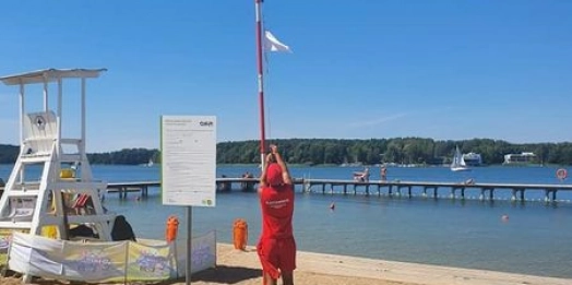 Sanepid odwołał zakaz kąpieli na części olsztyńskiej Plaży Miejskiej.
