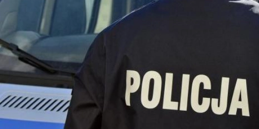 Policjanci z olsztyńskiej Grupy SPEED zatrzymali kierowcę, który pędząc najpierw na trasie S7, a później ulicami Elbląga - popełnił 34 wykroczenia i doprowadził do dwóch kolizji.
