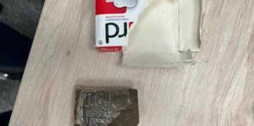 W mieszkaniu 41-letniej kobiety, mieszkanki Bartoszyc policjanci znaleźli ponad 74 gramy narkotyków.