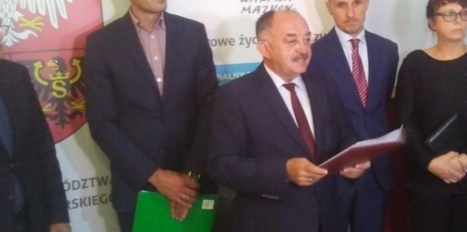 Minister inwestycji i rozwoju ostrzega, że województwo warmińsko-mazurskie może stracić część unijnych pieniędzy.