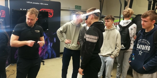 Wydział Nauk Technicznych UWM zaprosił do swoich pracowni uczniów z Olsztyna.