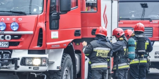2 osoby zginęły, kilkanaście zostało rannych. Strażacy interweniowali 8 tysięcy razy.
