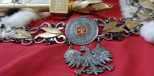 Pierwsi w historii absolwenci geoinformatyki opuścili mury UWM.