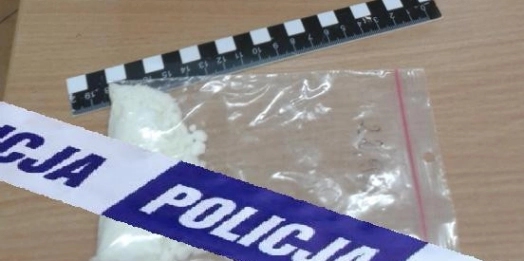Mieszkaniec Działdowa najbliższe miesiące spędzi w celi aresztu. Mężczyzna jest podejrzany o posiadanie znacznych ilości narkotyków, w tym amfetaminy i marihuany.
