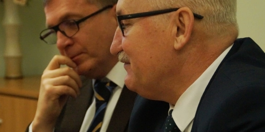 Zarząd województwa warmińsko-mazurskiego przyjął program ułatwień w dzieleniu pieniędzy z Regionalnego Programu Operacyjnego. Zmiany pozytywnie ocenia Komisja Europejska.