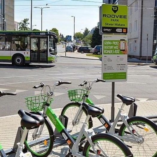 W Olsztynie zaczyna działać system roweru miejskiego. Do wypożyczenia jest 110 pojazdów w 10 strefach.